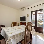 Protega Πανσιόν 3*